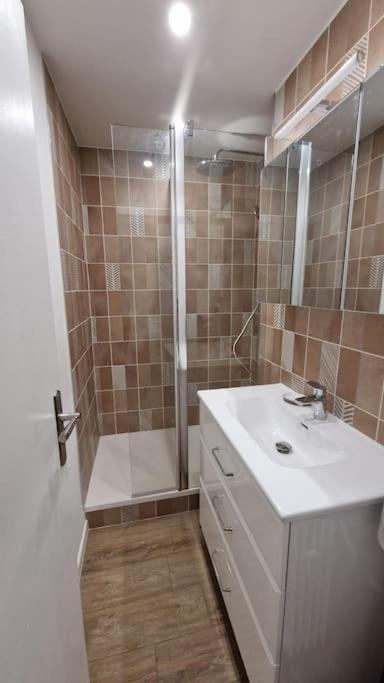 Appartement Saint Charles マルセイユ エクステリア 写真